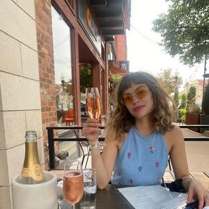 Meet your Posher, Lily